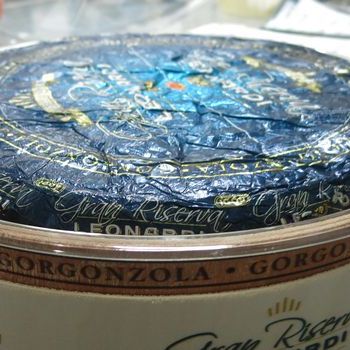 Gorgonzola Dolce 1/4 Wheel